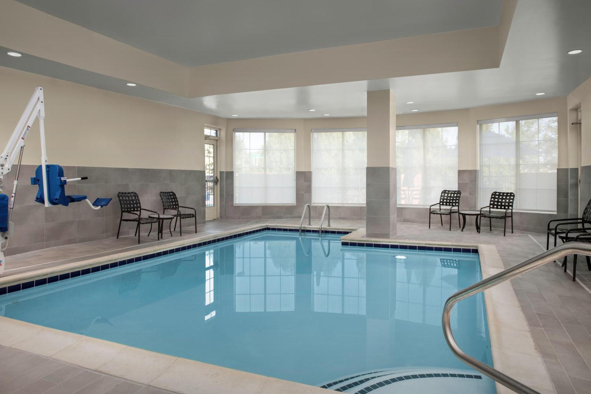 Hilton Garden Inn Fredericksburg Eksteriør billede
