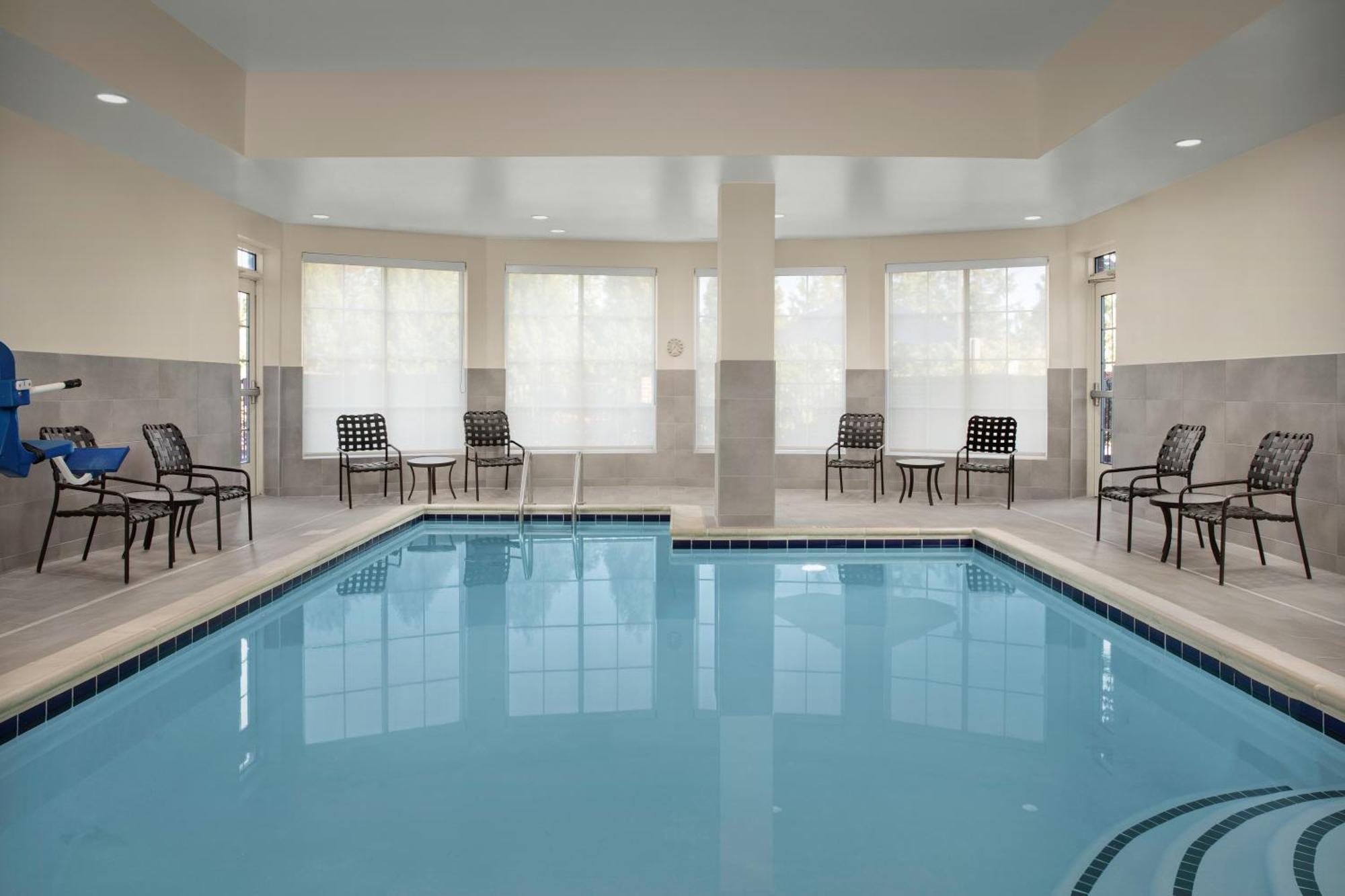 Hilton Garden Inn Fredericksburg Eksteriør billede